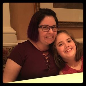 Meet your Posher, Noelle